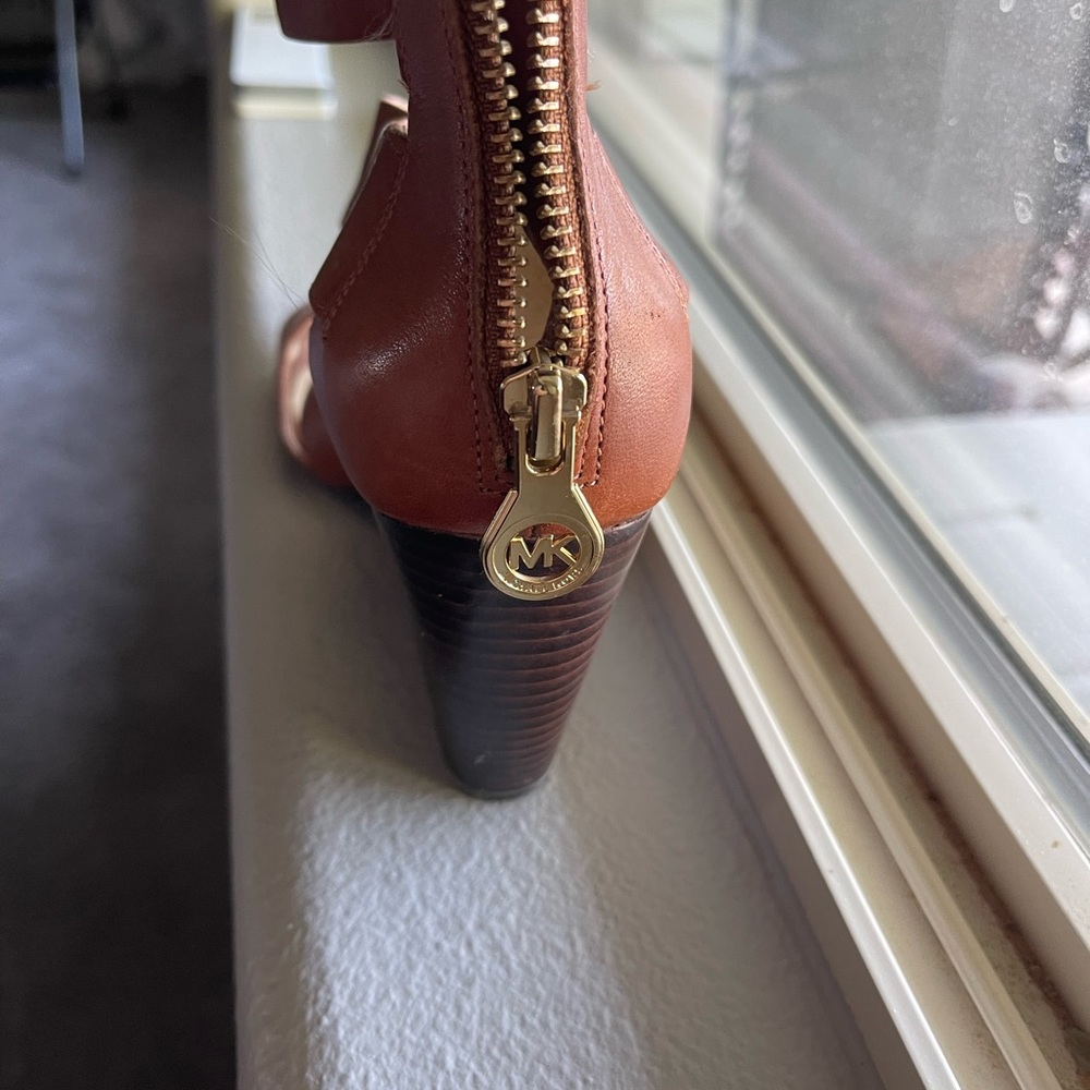MK shoes